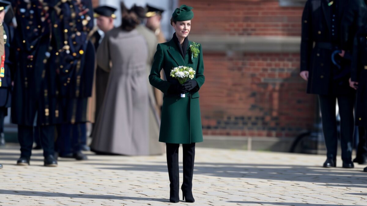 Kate Middleton a purtat din nou cizmele cu toc de 10 cm la parada de St. Patrick