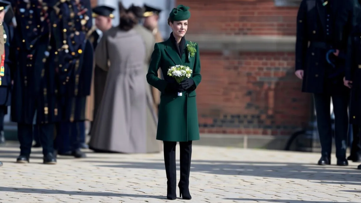 Kate Middleton a purtat din nou cizmele cu toc de 10 cm la parada de St. Patrick