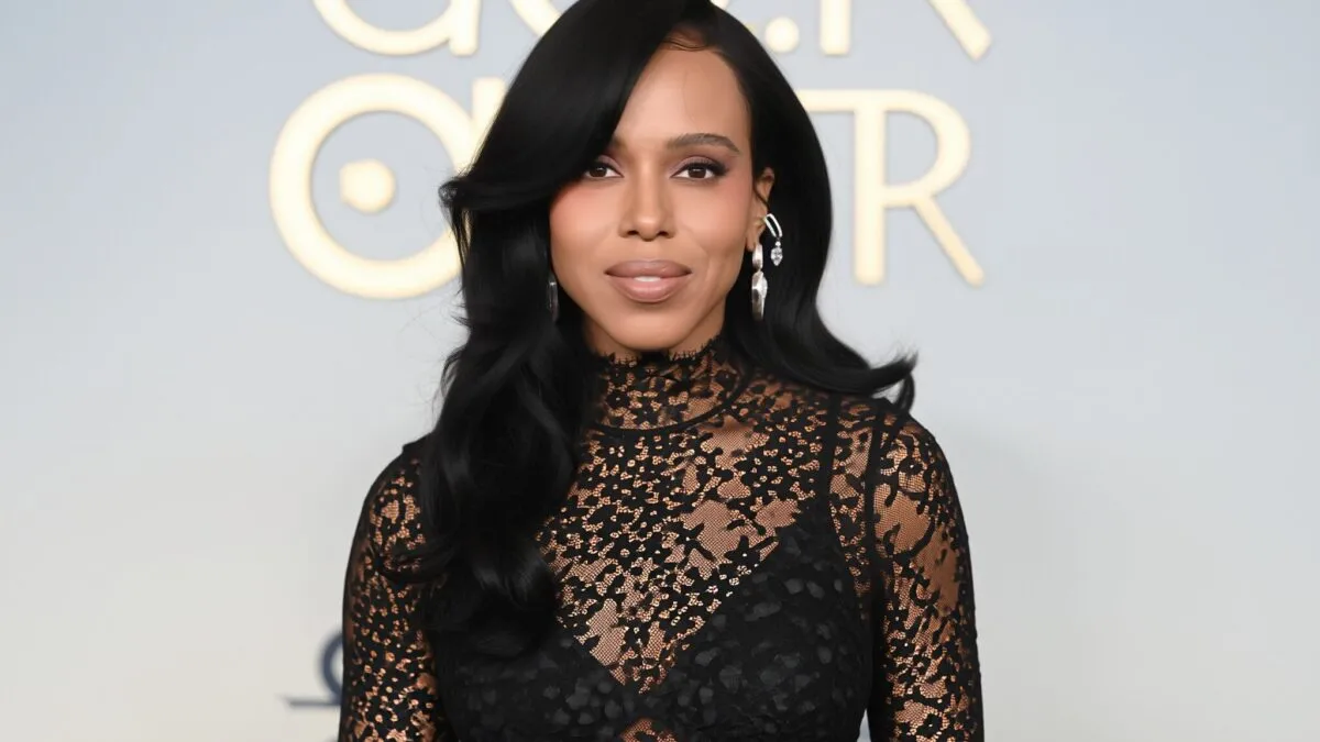 Kerry Washington uimește cu o coadă blondă spectaculoasă până la șolduri