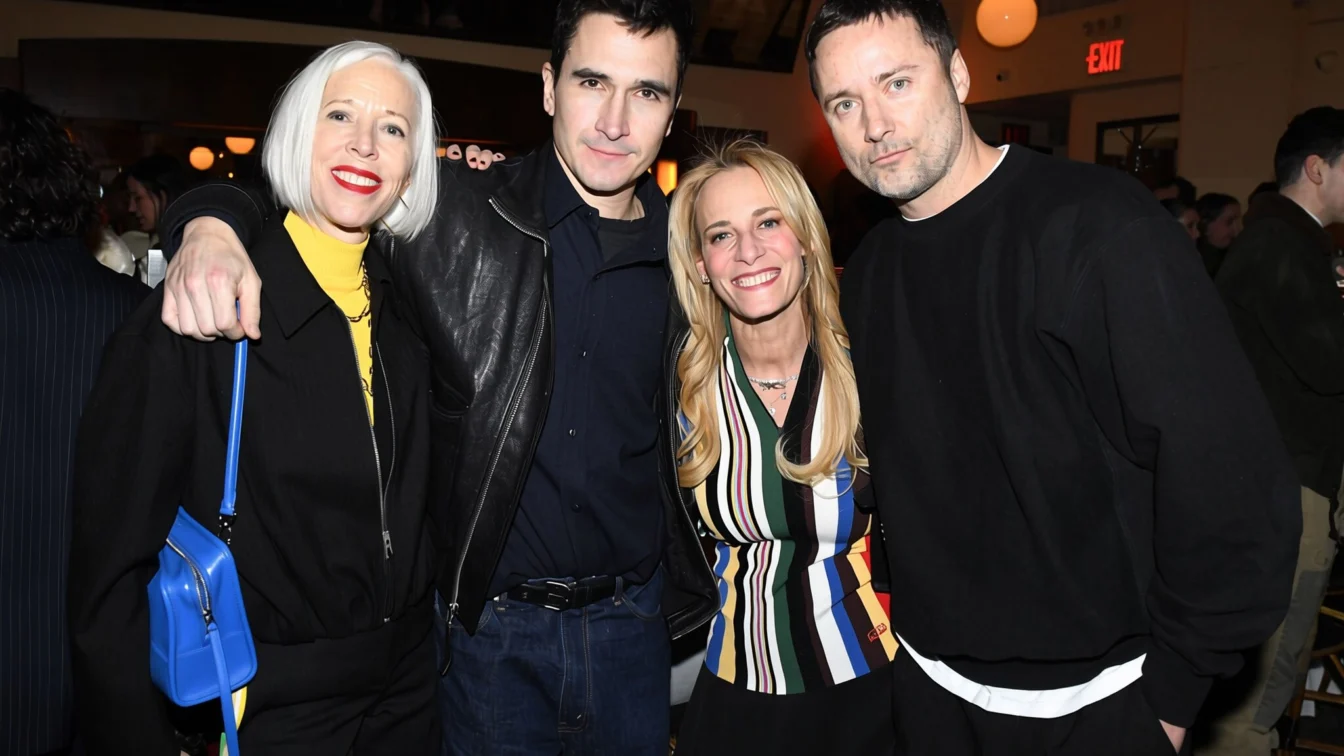 Creatorii Loewe au sărbătorit la New York cu vedete și lumânări cu frunze de roșii