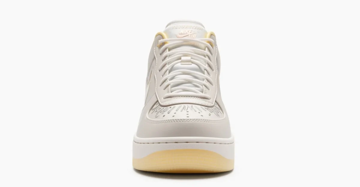 Nike umple noul Air Force 1 cu nisip real in logo-ul Swoosh pentru vara