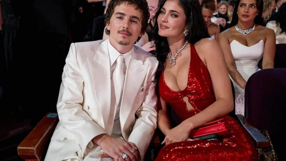 Timothée Chalamet și Kylie Jenner, apariții spectaculoase la Oscar 2026