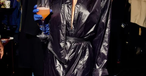 Doja Cat a dat tonul la Vogue Vintage Market unde 100% din incasari merg la caritate