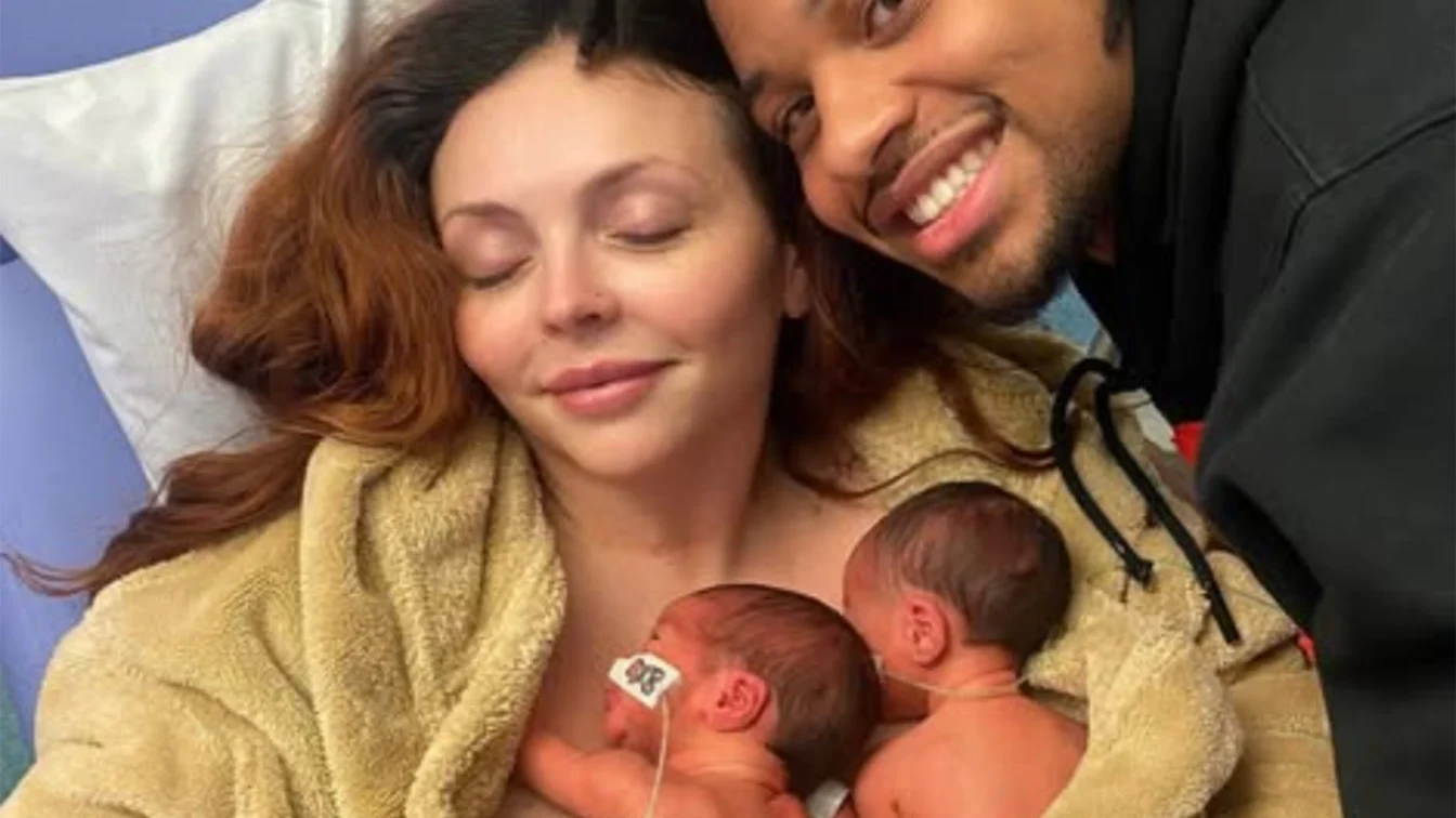 Jesy Nelson dezvăluie că gemenele ei au SMA, boala ce afectează 1 din 14.000 de nou-născuți