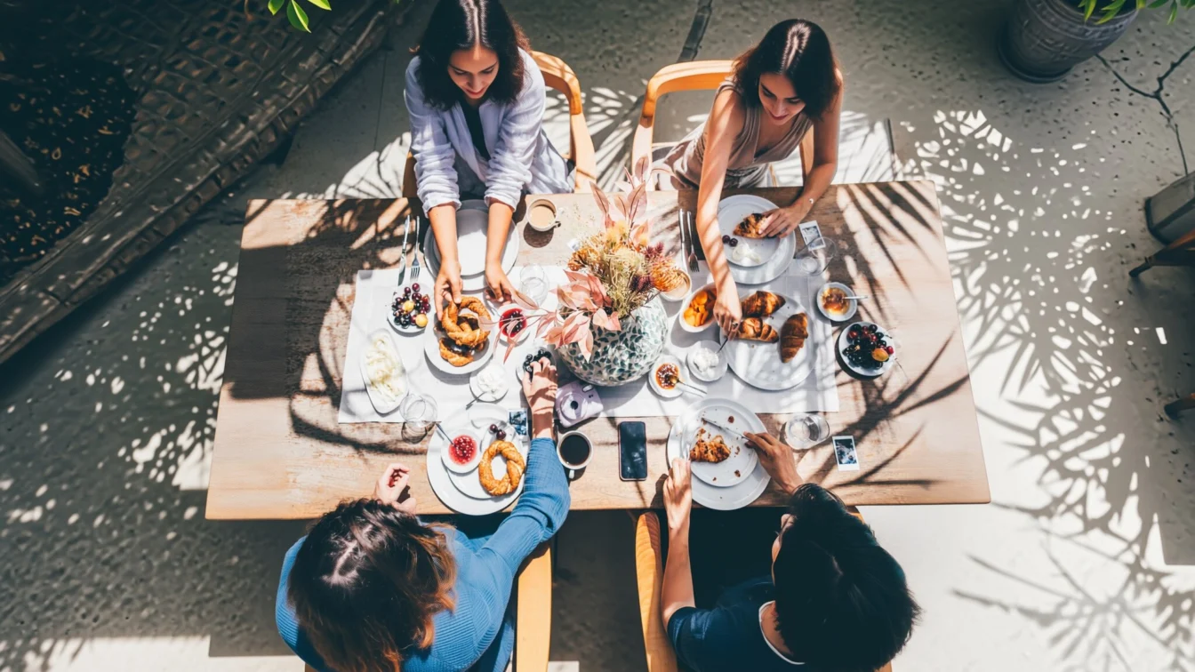 Chefirul are peste 10 bacterii bune iaurtul doar 2 Care e mai sanatos pentru tine