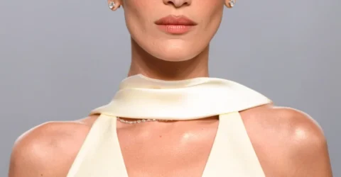 13 coafuri elegante pentru fața ovală recomandate de stiliști de top