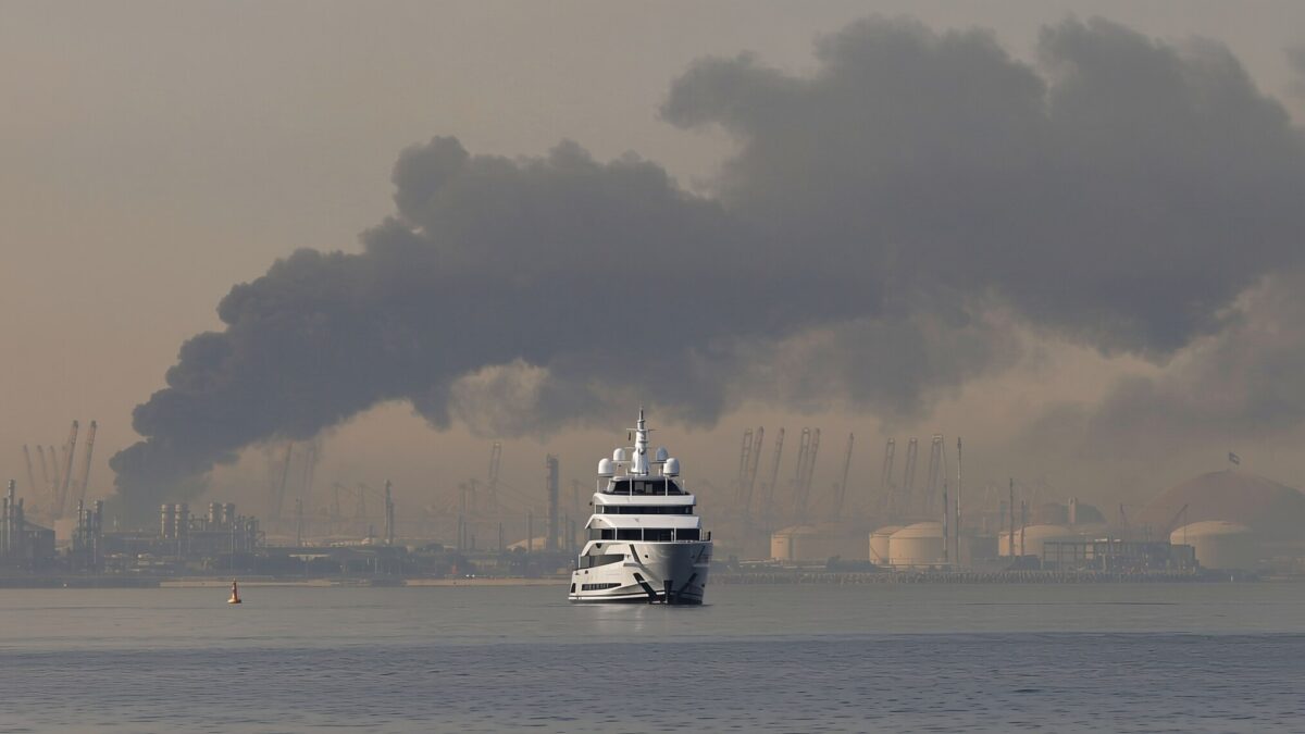 Industria modei, lovită de o criză majoră – traficul naval a scăzut cu 70%