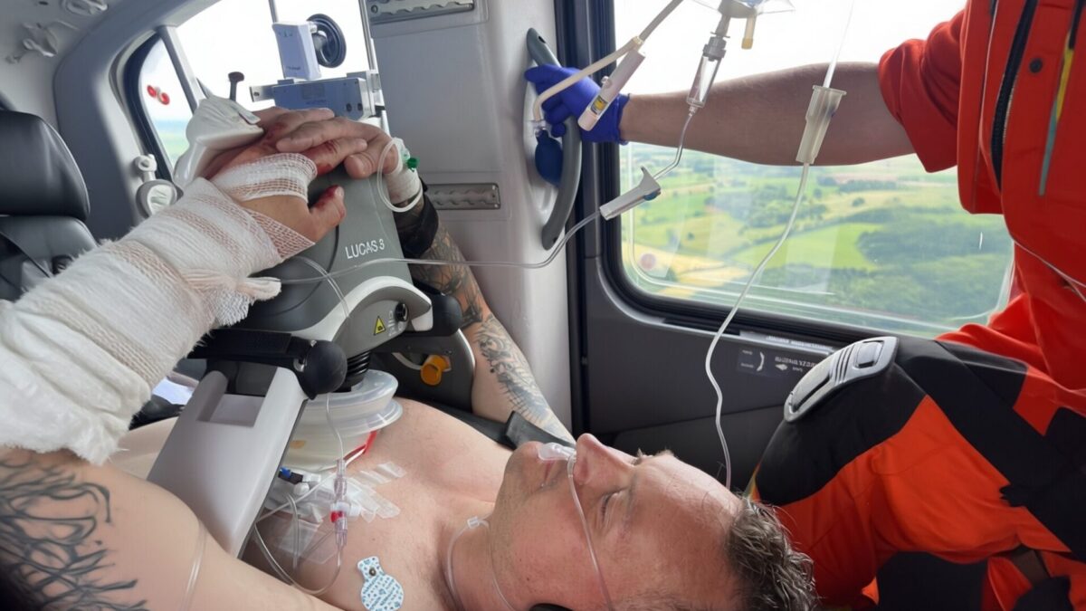 Un bărbat de 41 de ani salvat după 5 șocuri electrice în sala de sport