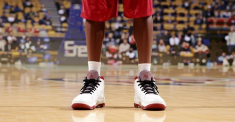 Air Jordan 10 Red Steel revine după o pauză de 22 de ani în primăvara lui 2027