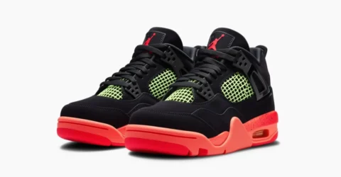 Air Jordan 4 vine intr-o noua varianta pentru copii si costa 165 de dolari