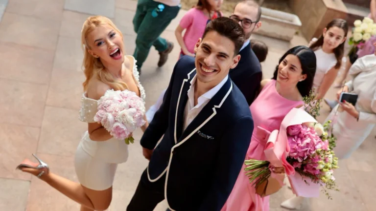 Andreea Bălan s-a căsătorit civil pe 20 aprilie dar tatăl ei a lipsit de la ceremonie