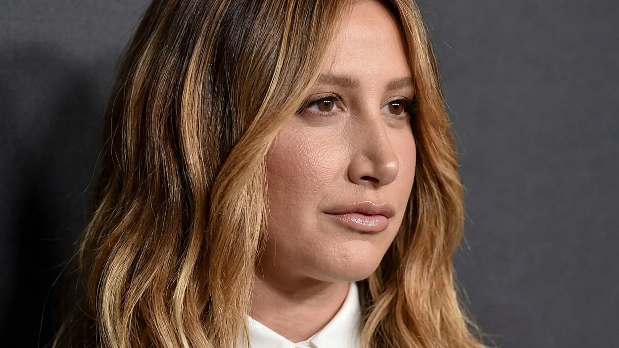 Lectia de 250 milioane dolari a lui Ashley Tisdale. Cum a transformat un esec in succes
