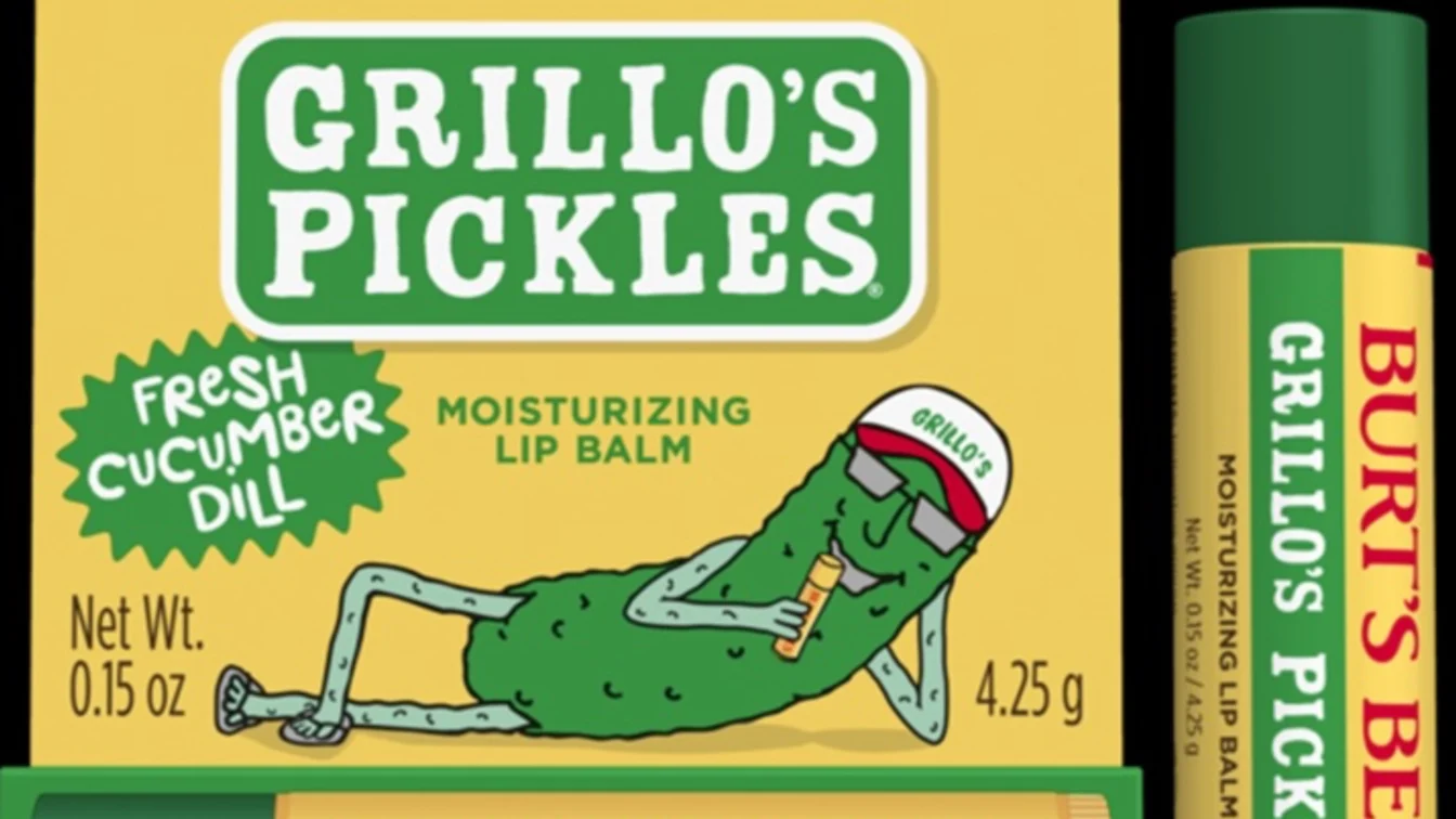 Burt’s Bees lansează balsamul de buze cu aromă de castraveți murați