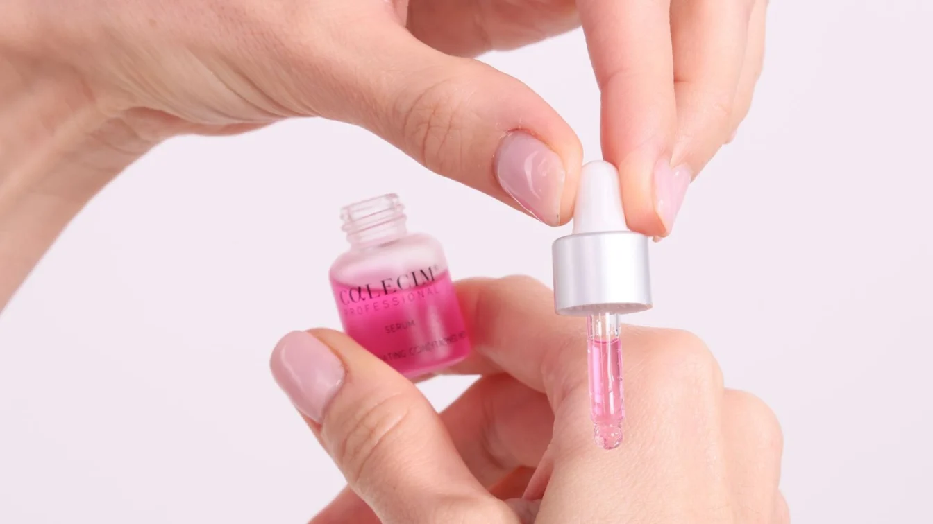 Serul cu 3000 de proteine care creste acidul hialuronic cu 83% a devenit viral