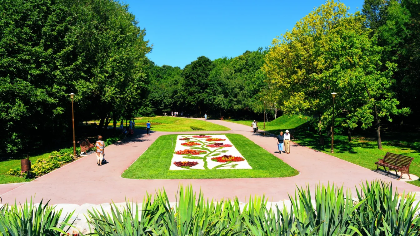 O familie a plătit vacanța în Cracovia dar a ajuns, din greșeală, la Craiova