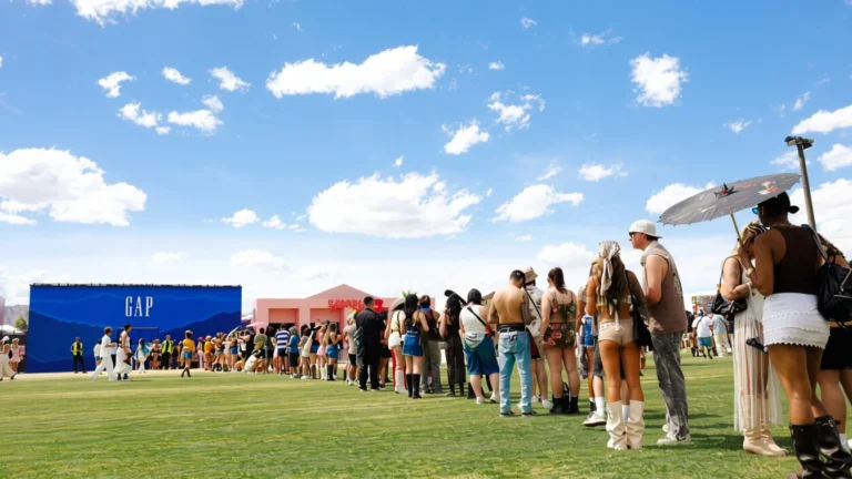Gap da lovitura la Coachella cu o crestere de 5.000% in cautari