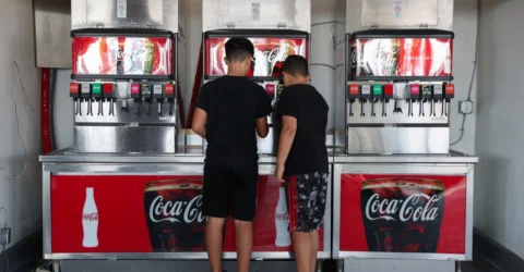 Aproape 75% din Generația Z consumă dulciuri zilnic arată un nou studiu