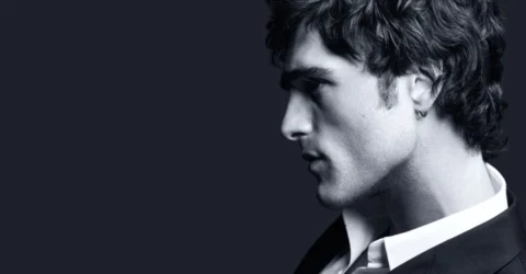 Jacob Elordi la 28 de ani este noua imagine a parfumului Bleu de Chanel