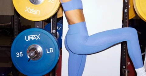 Kaia Gerber revine la Vuori cu piese de la 48 de dolari în noua campanie