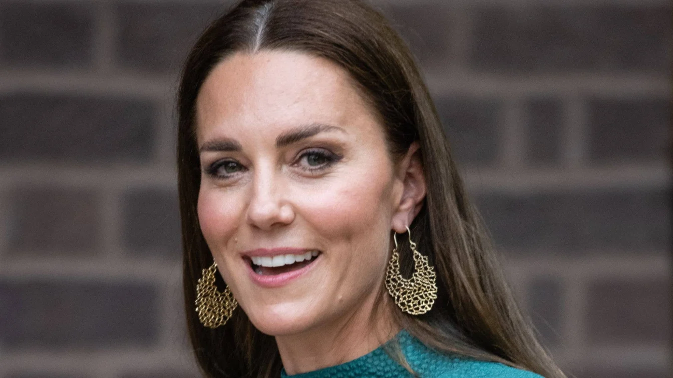 Rochia îndrăzneață din 2006 pe care Kate Middleton nu ar mai purta-o azi
