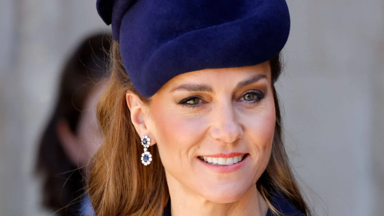 Kate Middleton aduce un omagiu Dianei cu o ținută aproape identică din 1995
