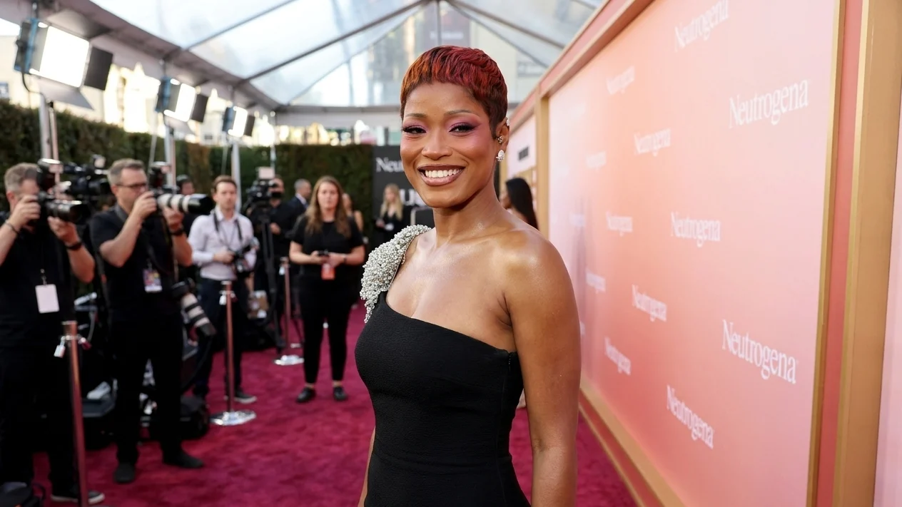 Keke Palmer are parul roz ca un apus. Secretul ei pentru o tunsoare pixie perfecta