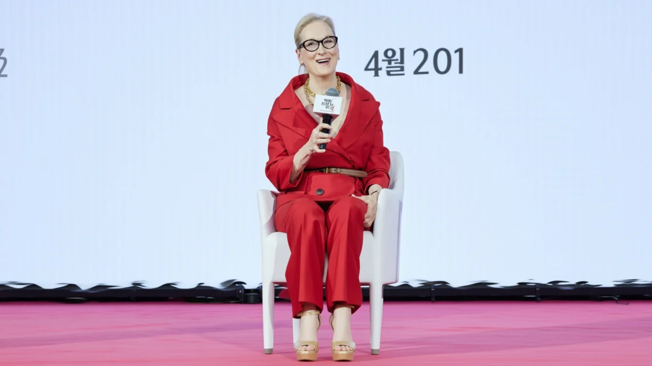 Meryl Streep poartă pantofii de 399 de dolari preferați de Regina Camilla în turneul Prada 2