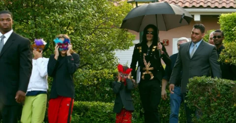 Fiii lui Michael Jackson, apariție rară la premiera filmului biografic din Berlin