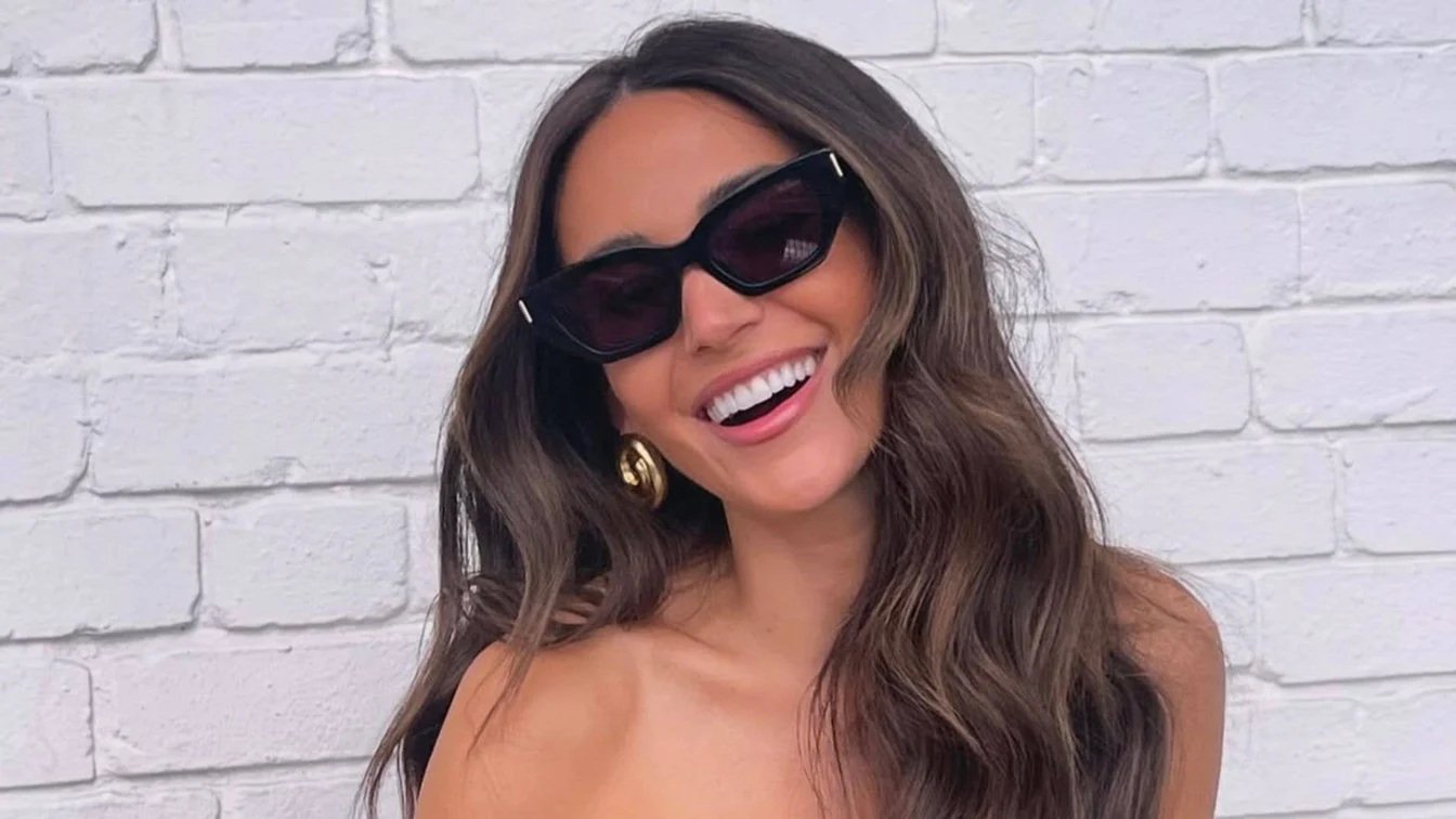 Actrița cu o avere de 4 milioane de lire, surprinsă la cumpărături într-un magazin second-hand