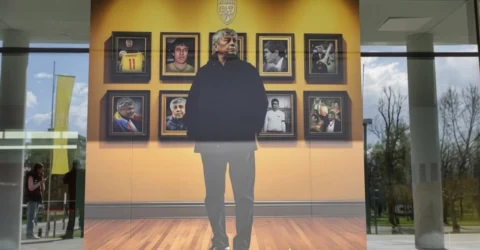 Premierul Ilie Bolojan, omagiu pentru Mircea Lucescu, decedat la 80 de ani