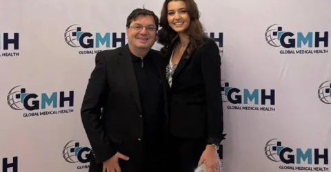 Fostul ministru Nicolae Bănicioiu, tată de tripleți la 47 de ani