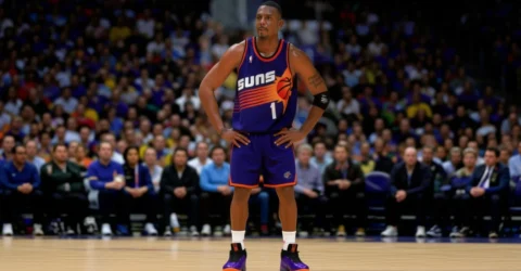 Nike relansează modelul Foamposite Phoenix Suns după 14 ani la 240 de dolari