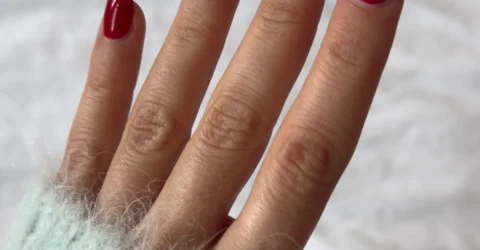 OPI RapiDry promite unghii uscate în 60 de secunde și rezistență de 5 zile