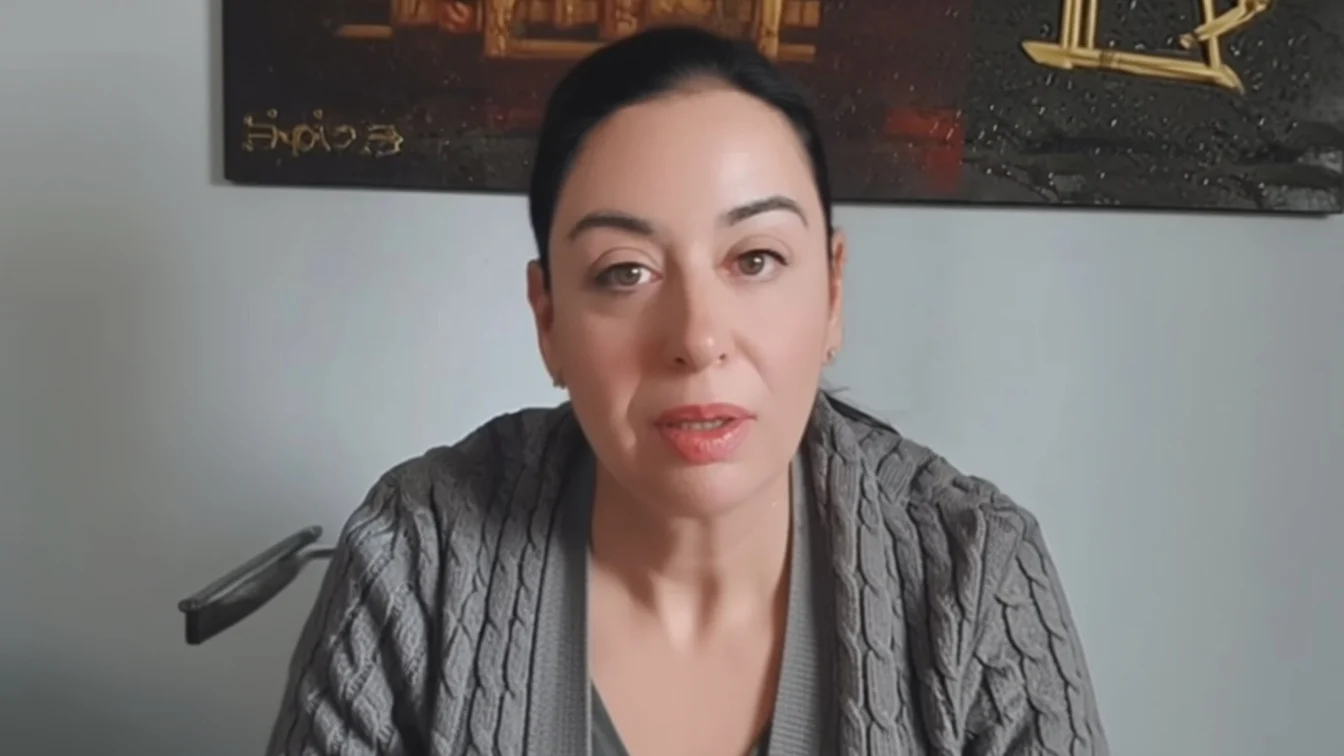 Oana Roman, revoltată în aeroport – toți angajații sunt încruntați și prost dispuși