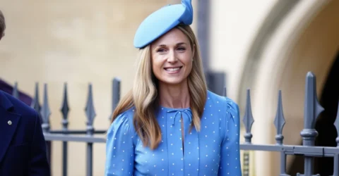 O știre despre logodnica lui Peter Phillips a dispărut misterios de pe internet