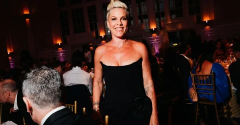 Cântăreața Pink primește premiul Catalyst of Change de la Planned Parenthood