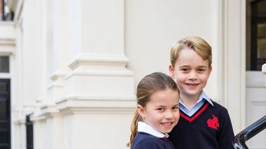 Contul fals despre Prințesa Charlotte care a scandalizat internetul. Are aproape 100.000 de fani - imagine 2