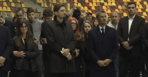 Peste 15.000 de oameni la adio-ul lui Lucescu. Stoica – gena familiei e inexplicabilă