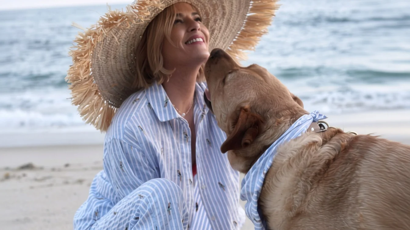 Selma Blair lansează 14 pijamale inspirate de lupta cu scleroza multiplă