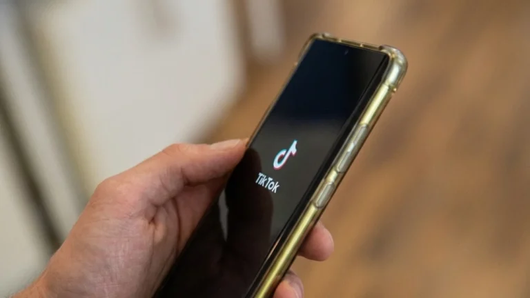 TikTok nu e doar despre dans. Comentariile pot prezice o tragedie uriasa