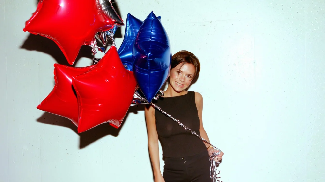 Victoria Beckham la 52 de ani dezvăluie sfatul ce i-a adus 75 de milioane de discuri