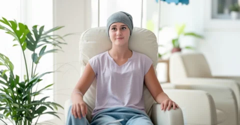 Tipul de asigurare crește riscul de deces de 2.5 ori la tinerii cu cancer