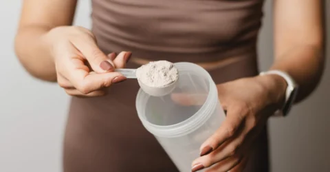 Suplimentul de 2,5 lei care promite energie și mușchi mai mari