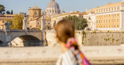 Cum vacanțele ne distrug imaginea de sine – 56% dintre tineri evită călătoriile din cauza corpului