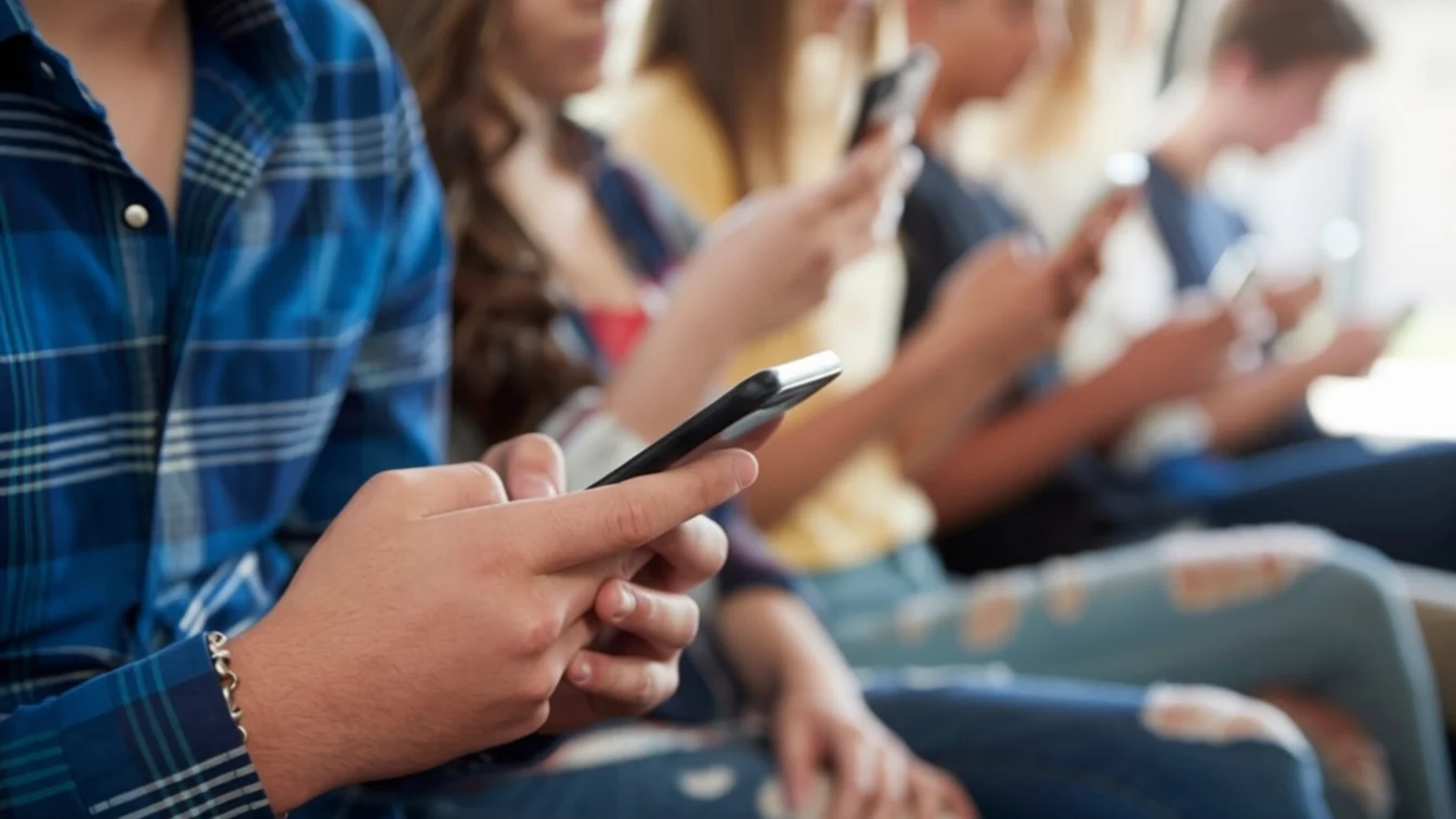 Limbajul secret al prădătorilor online ce înseamnă MAP și codul 764