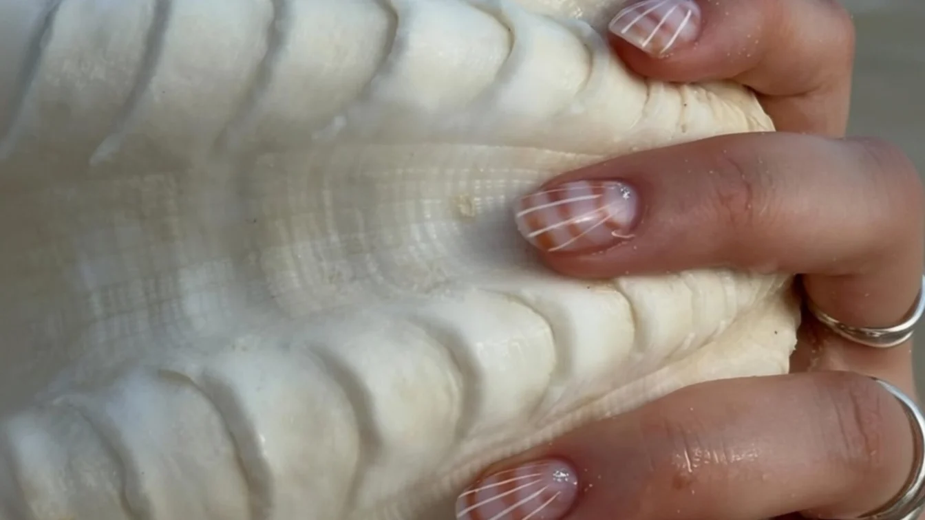 13 idei de manichiură pentru unghii scurte care vor fi la modă sezonul acesta