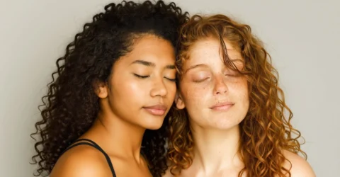 Noul trend K-beauty promite un ten de sticlă cu peste 1 milion de micro-canale