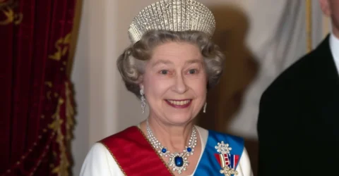 Mesajul neașteptat de pe site-ul HELLO! OOPS! Nu avem pagina pe care o cauți