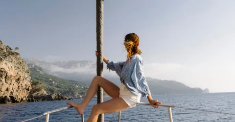 Vacanța în Grecia care mi-a distrus relația – blocată pe un iaht cu iubitul și fostul