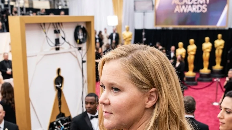 Amy Schumer is being trolled for Kristen Dunst